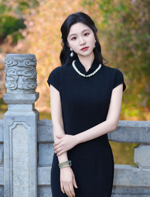 杨杨老师丨资深花艺讲师